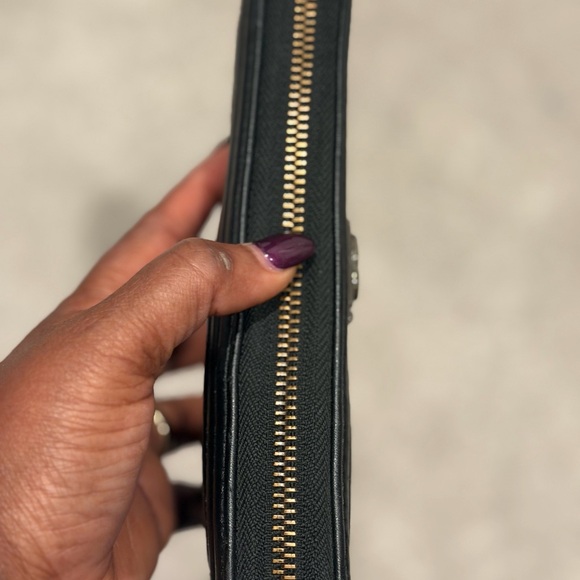 CHANEL Black Floral Embossed Wallet - Picture 11 of 12